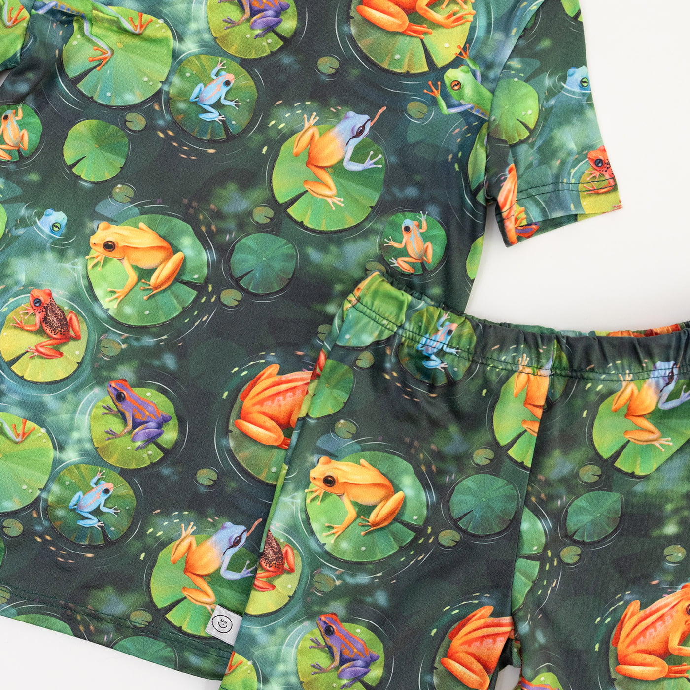 Ranas y Renacuajos Short